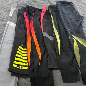 6 pairs of leggings (full length and capri).
